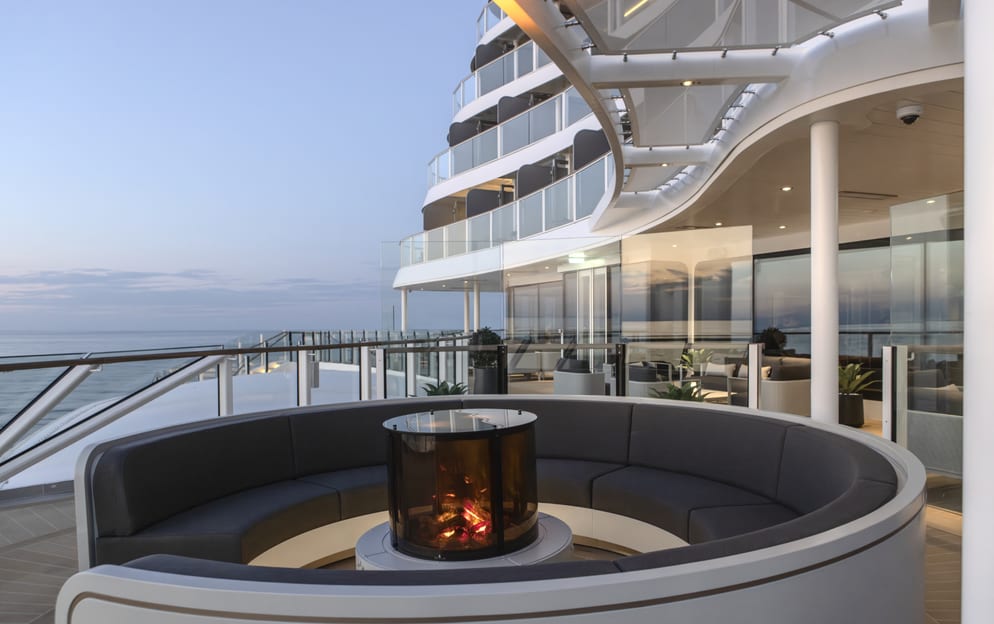 Silversea Silver Nova - Panorama Lounge 1, ©Silversea Cruises Ltd.jpg